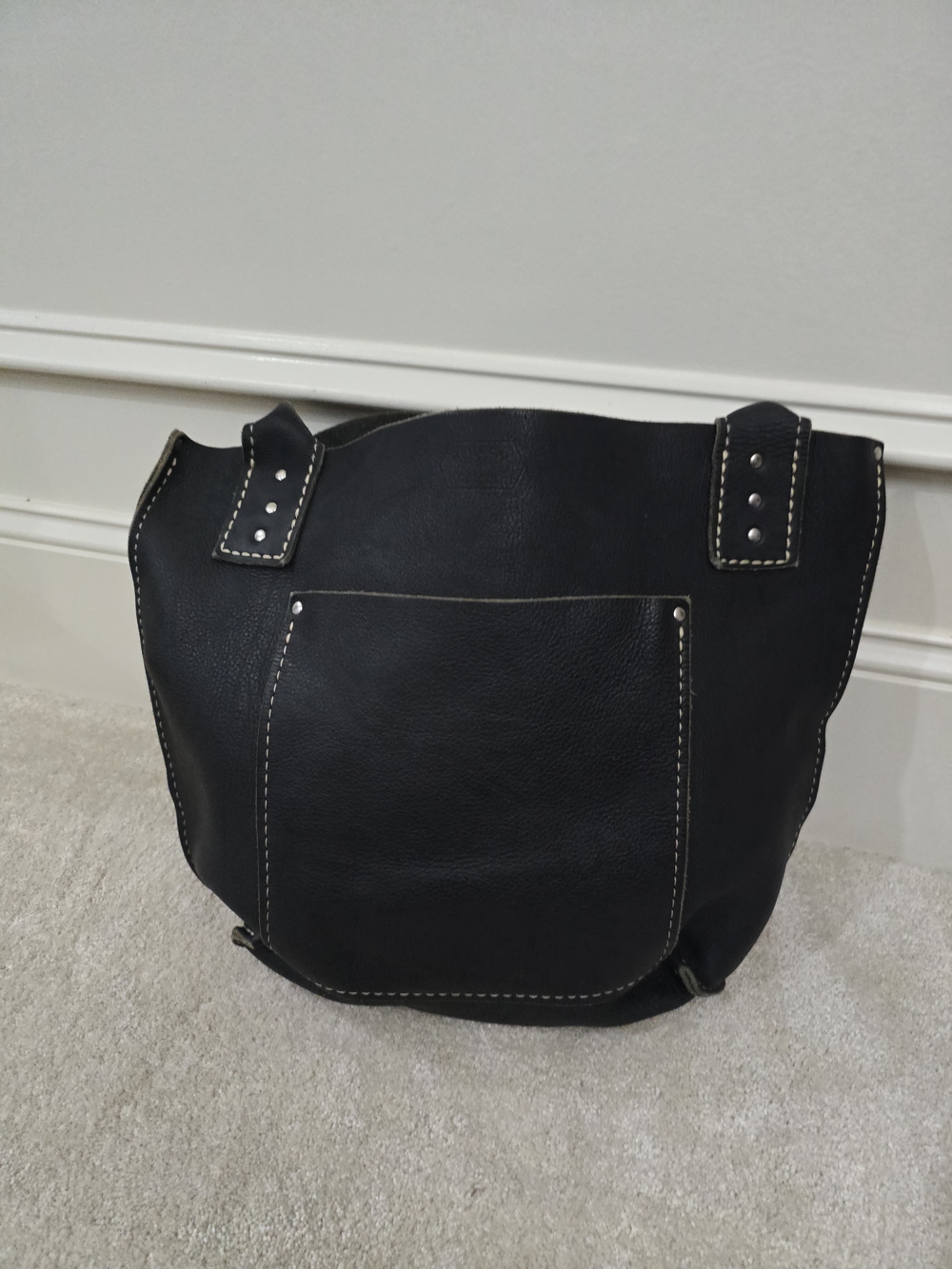 White Oak Pasture Classic Black Leather Tote Bag with Contrast Stitching